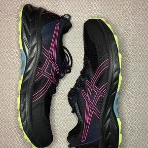 ASICS Women's Black and Pink Running Shoes